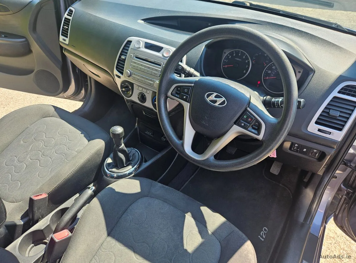 2012 Hyundai i20 – photo 16