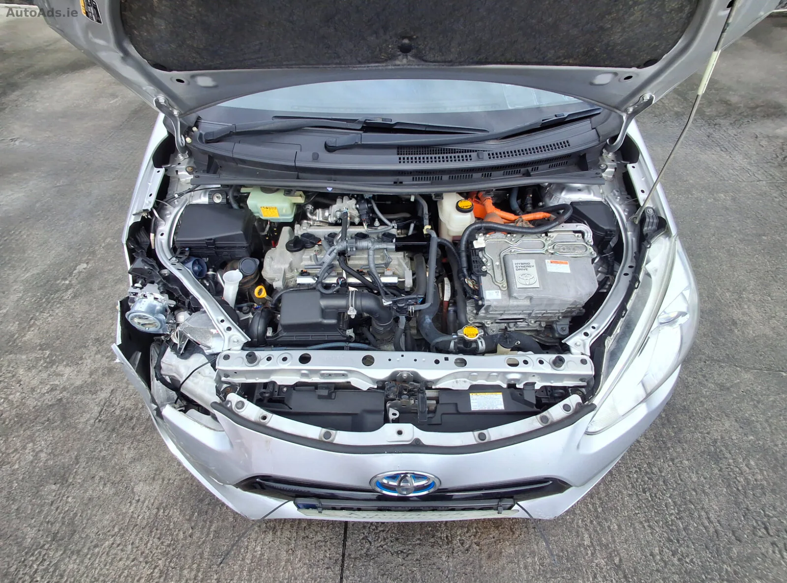 2015 Toyota Aqua – photo 10