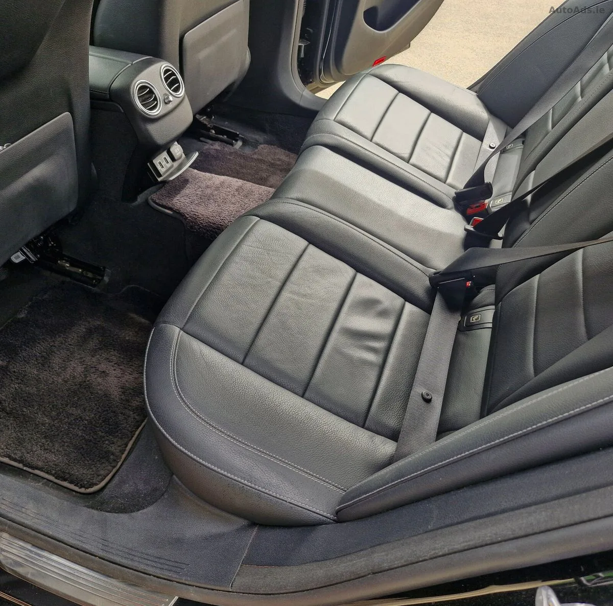 2019 Mercedes-Benz E-Class – photo 8