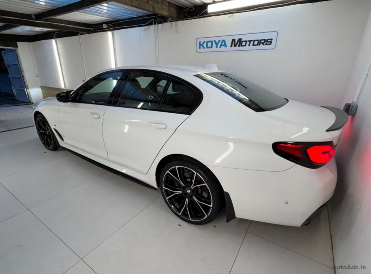 2021 BMW 5-Series – photo 9