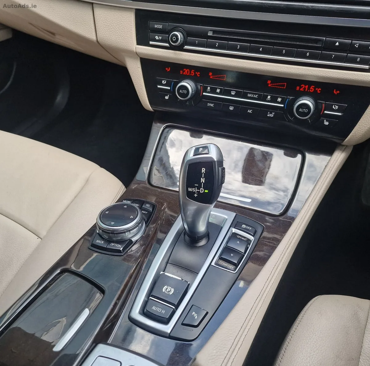 2013 BMW 5-Series – photo 11
