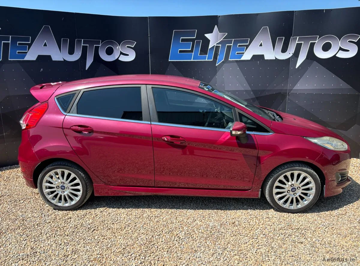 2014 Ford Fiesta – photo 7
