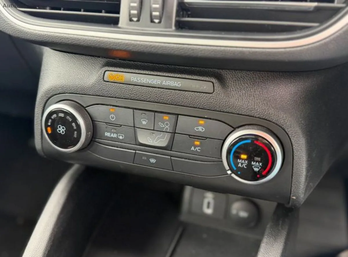 2019 Ford Focus – photo 13