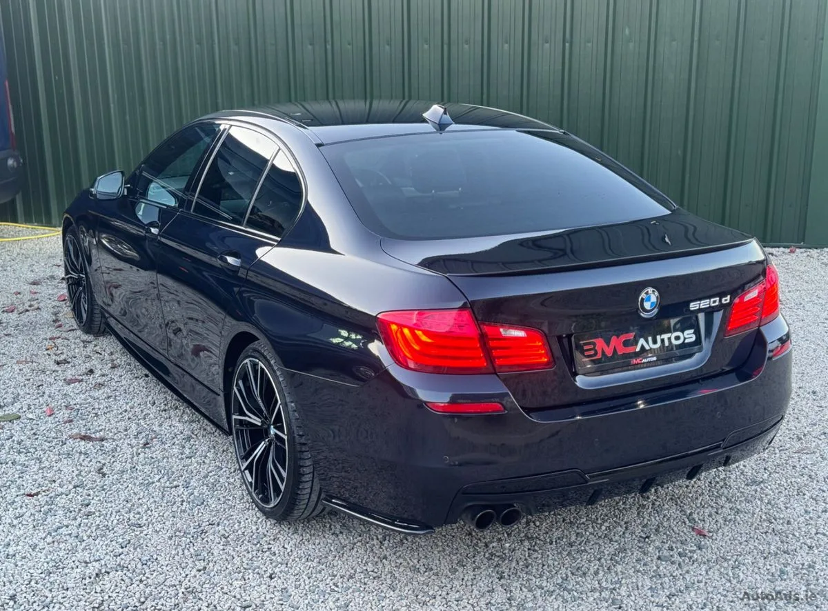 2015 BMW 5-Series – photo 6
