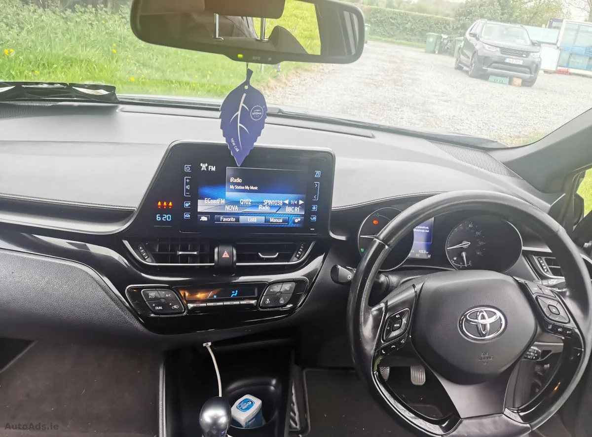 2017 Toyota C-HR – photo 4