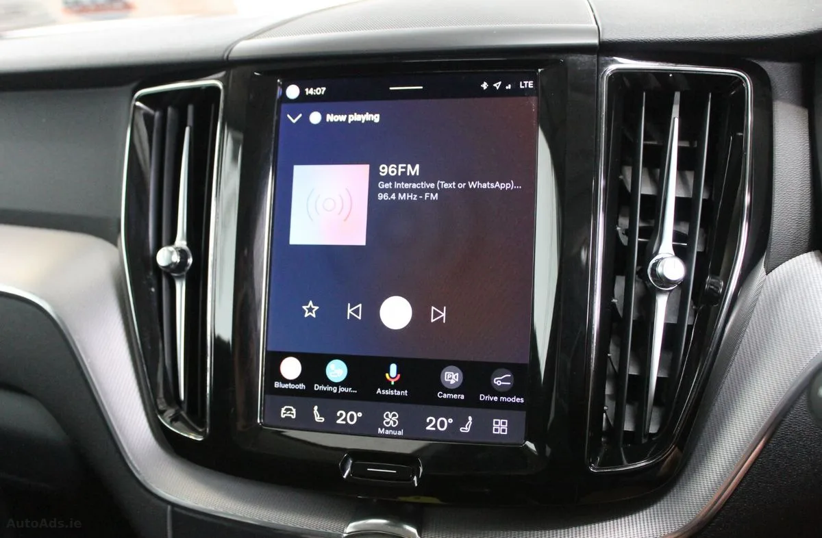 2022 Volvo XC60 – photo 18