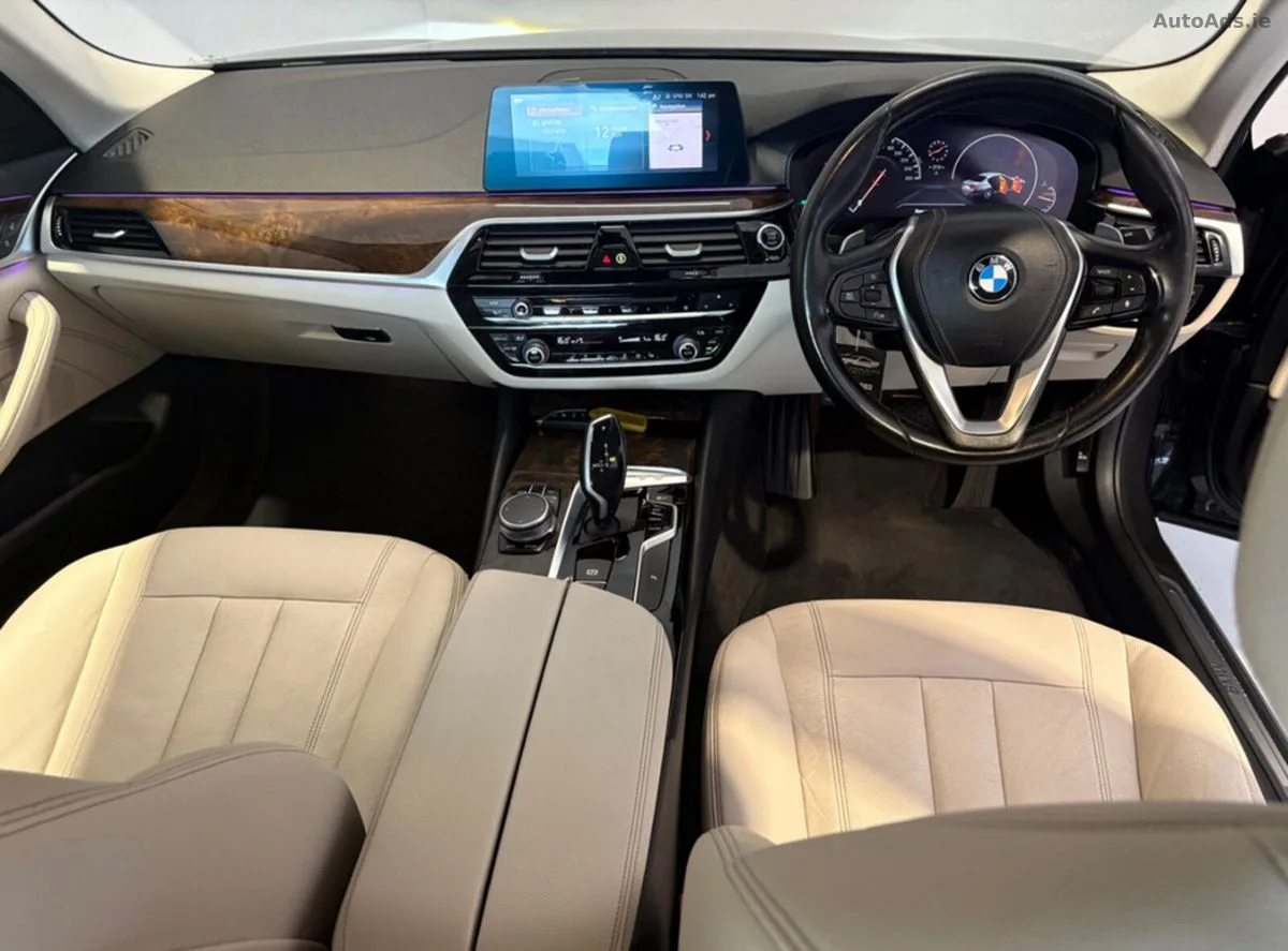 2019 BMW 5-Series – photo 11