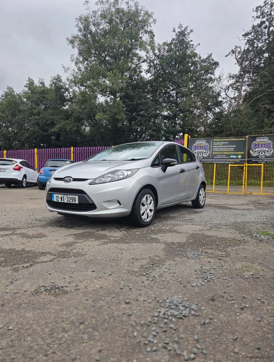 2012 Ford Fiesta – photo 7