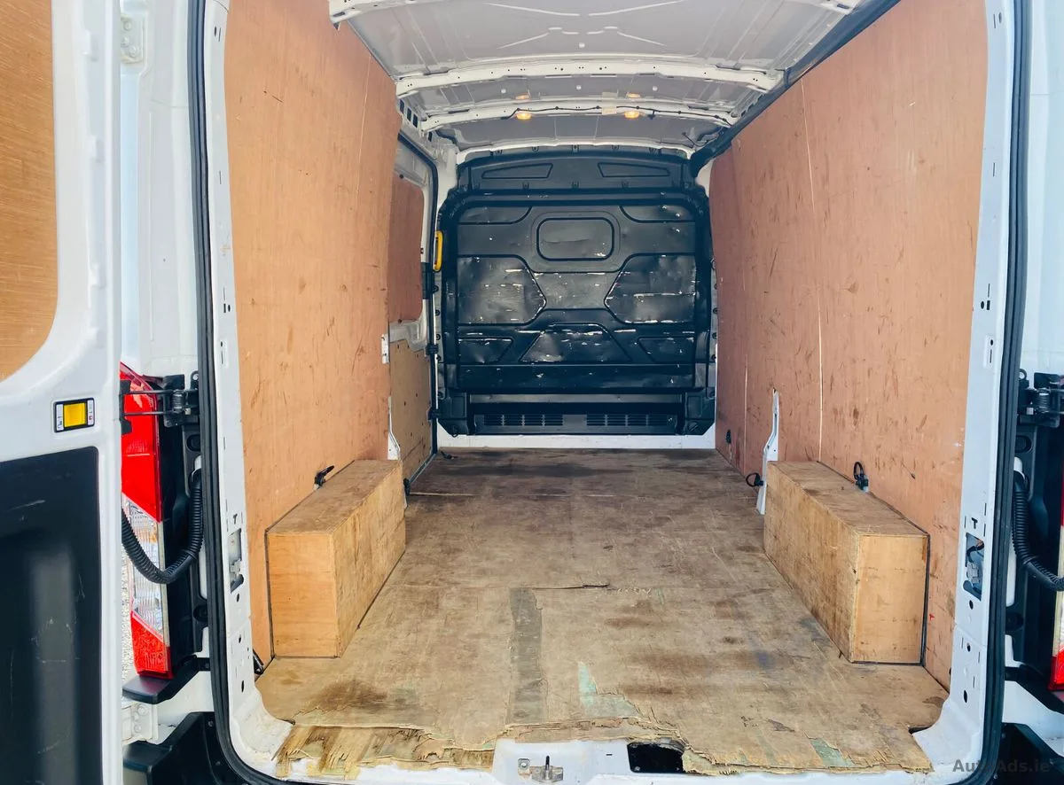 2022 Ford Transit – photo 13