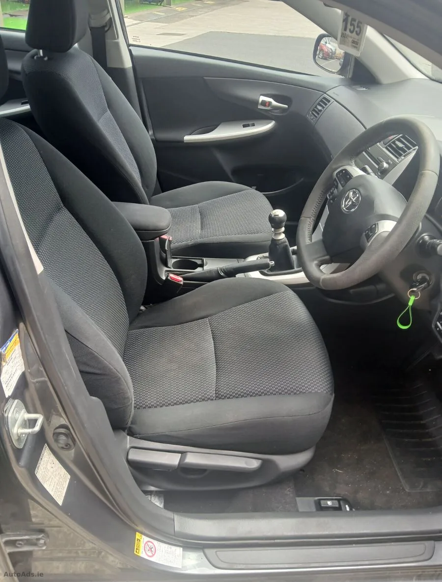 2012 Toyota Corolla – photo 9