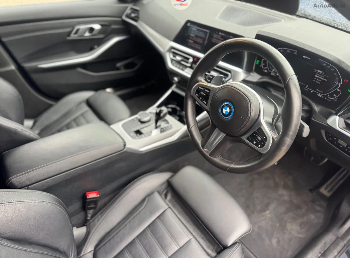 2022 BMW 3-Series – photo 11