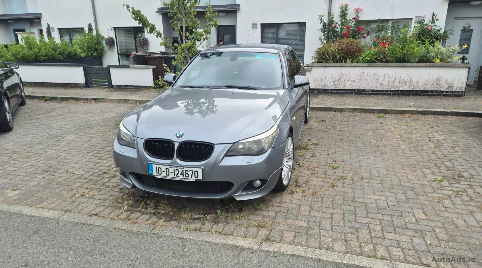 2010 BMW 5 Series – photo 4