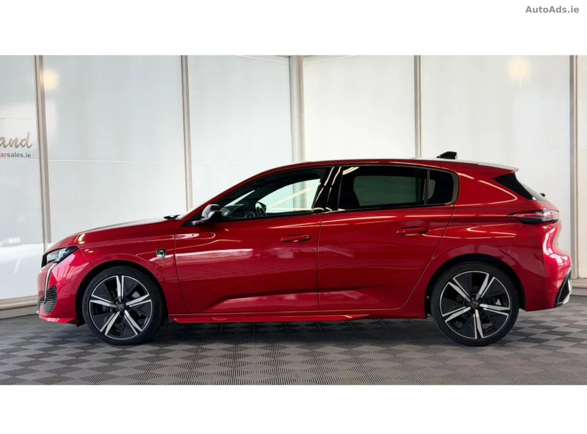 2023 Peugeot 308 – photo 2