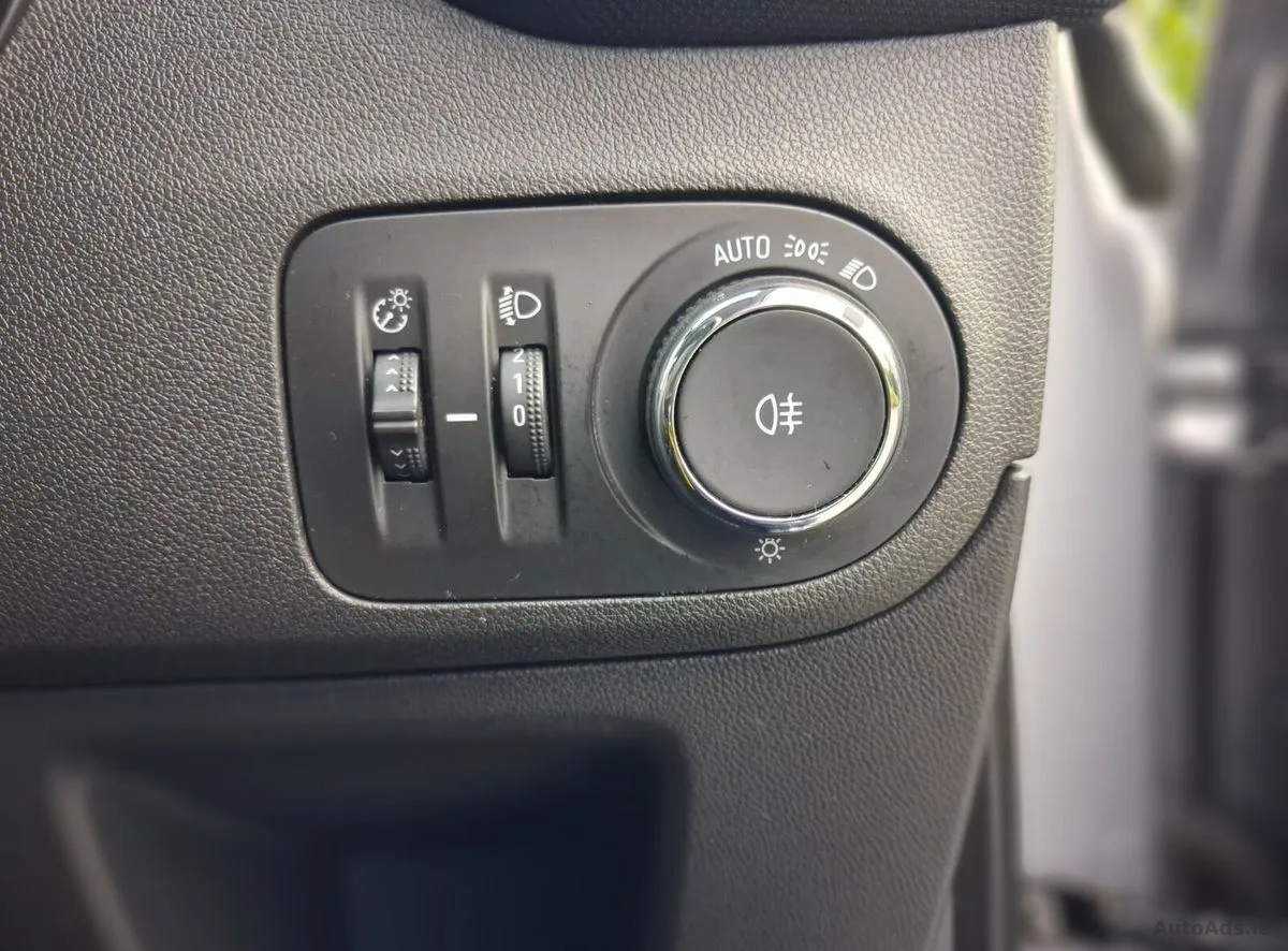 2022 Opel Crossland – photo 17