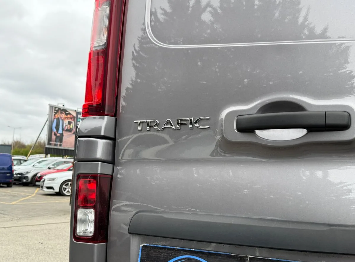 2021 Renault Trafic – photo 12
