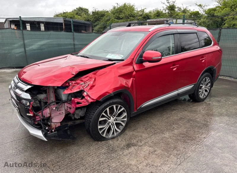2018 Mitsubishi Outlander – photo 2