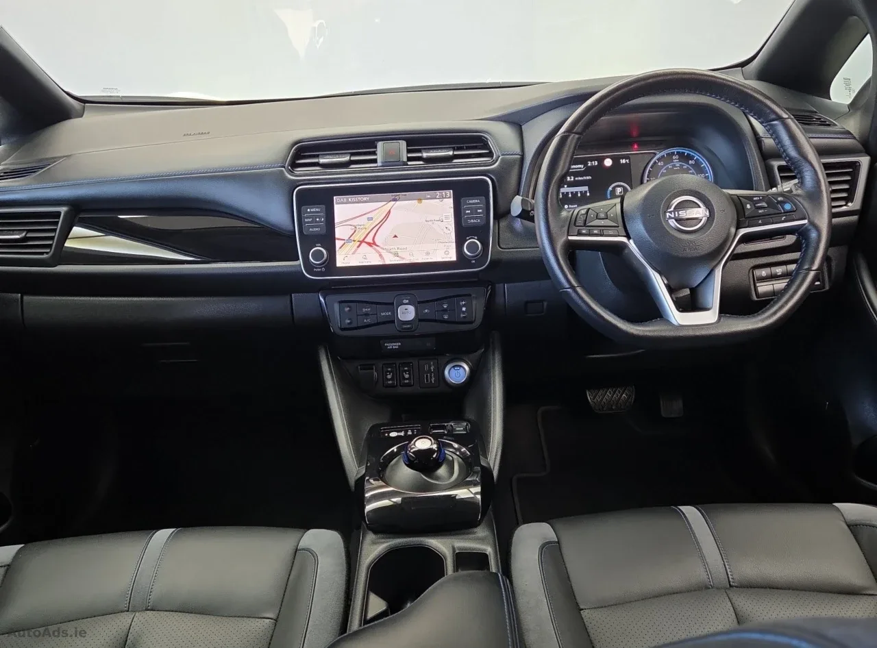 2024 Nissan Leaf – photo 3