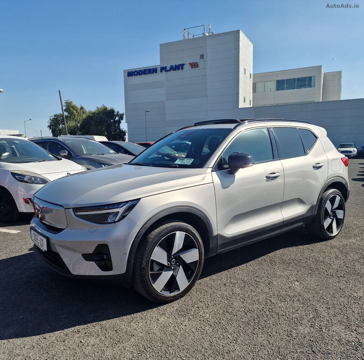 2023 Volvo XC40