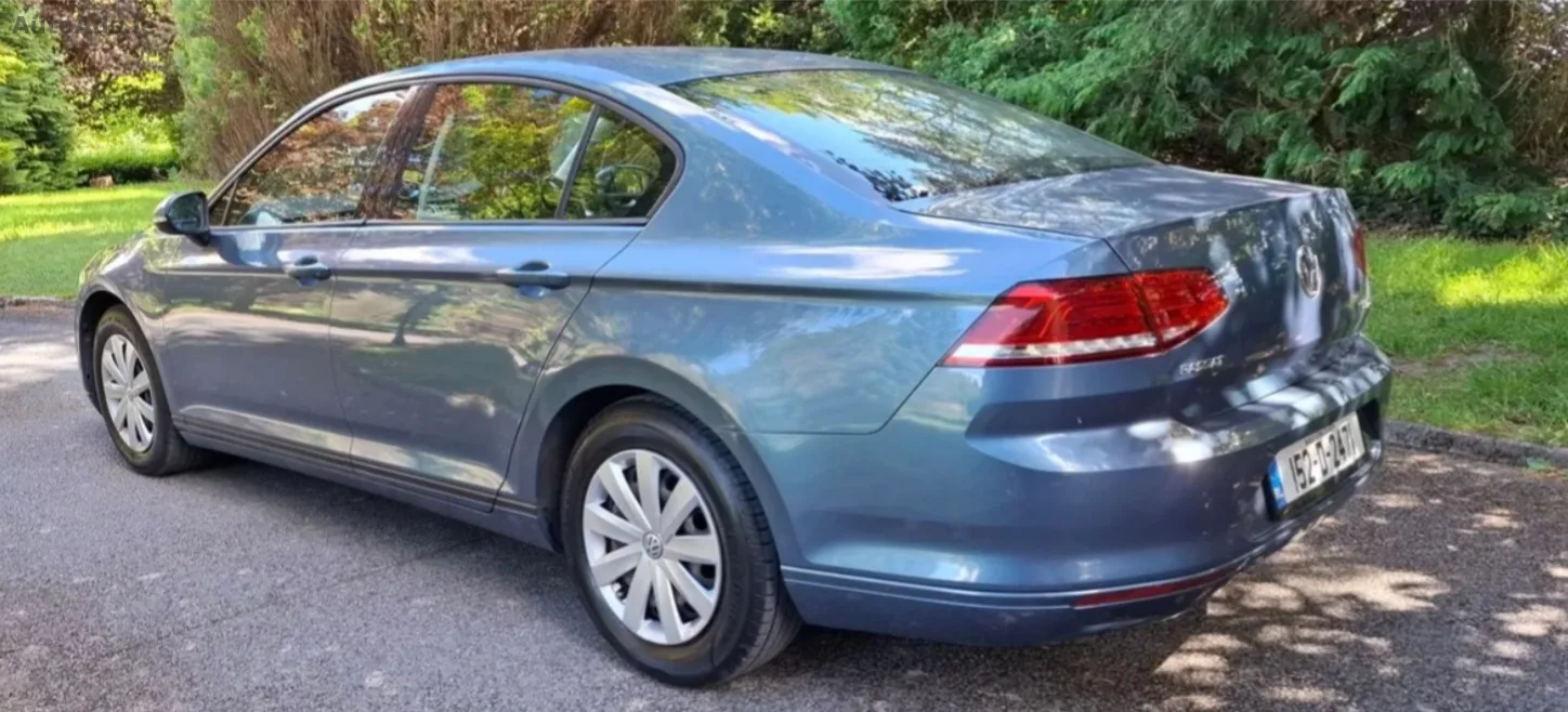 2015 Volkswagen Passat – photo 2