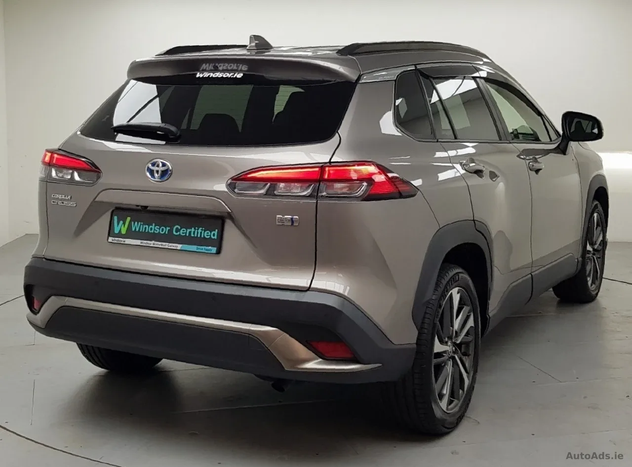 2022 Toyota Corolla Cross – photo 2