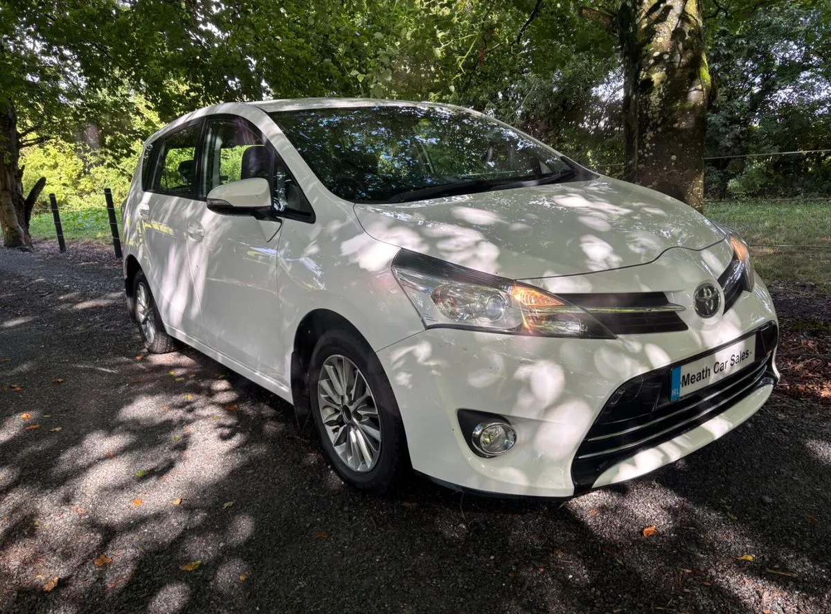 2016 Toyota Verso – photo 2