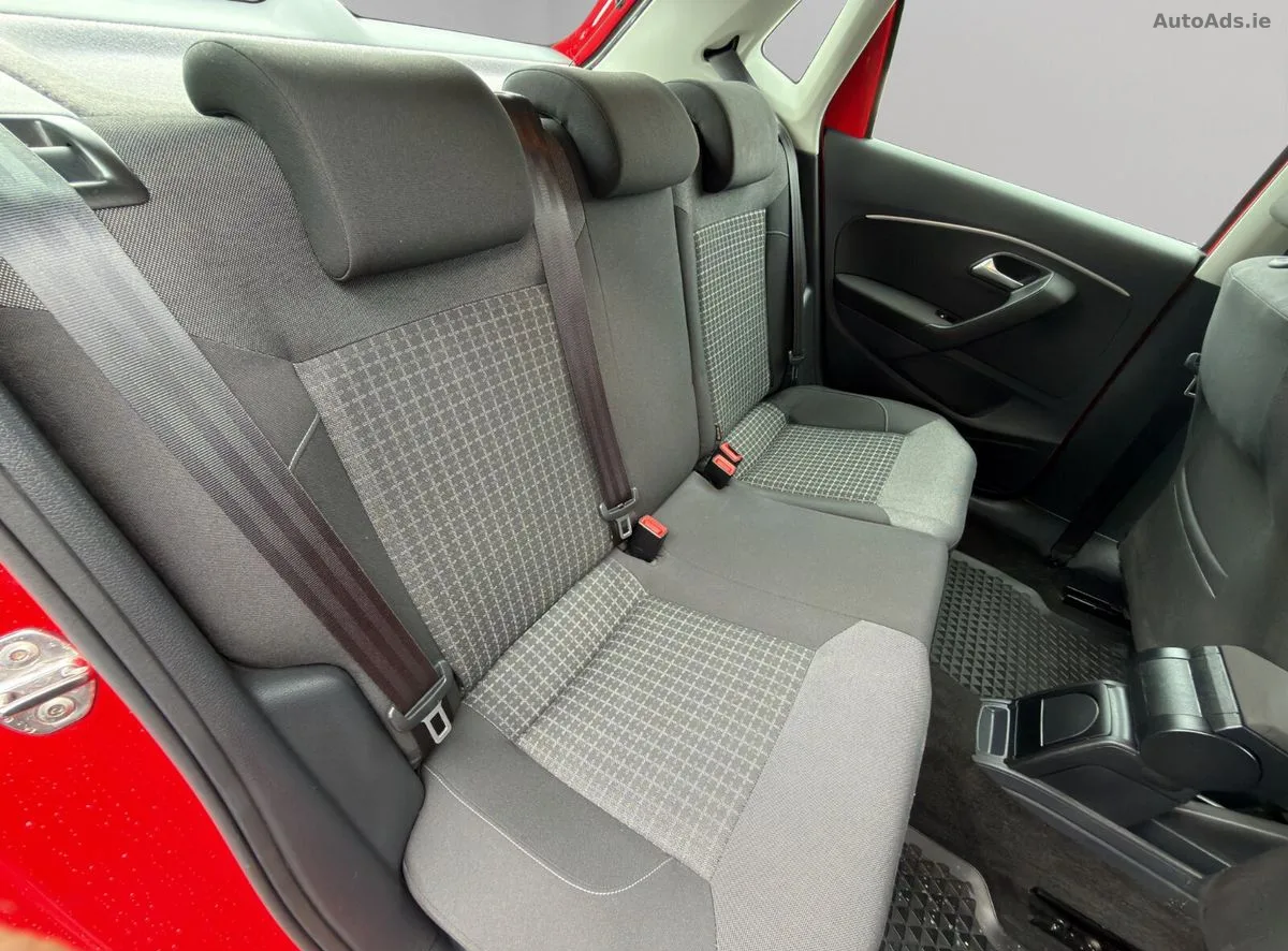 2014 Volkswagen Polo – photo 20