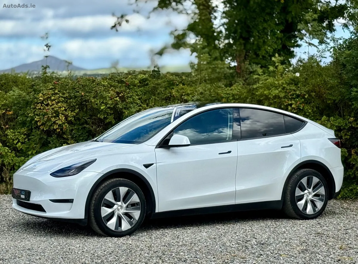 2023 Tesla Model Y – photo 10