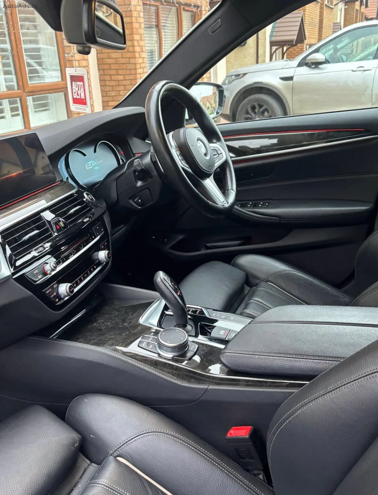 2017 BMW 5 Series – photo 5