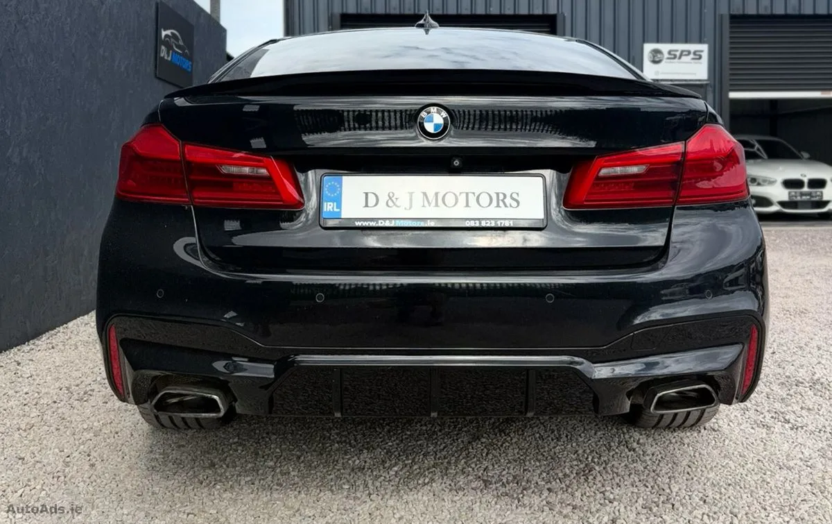 2017 BMW 5-Series – photo 17