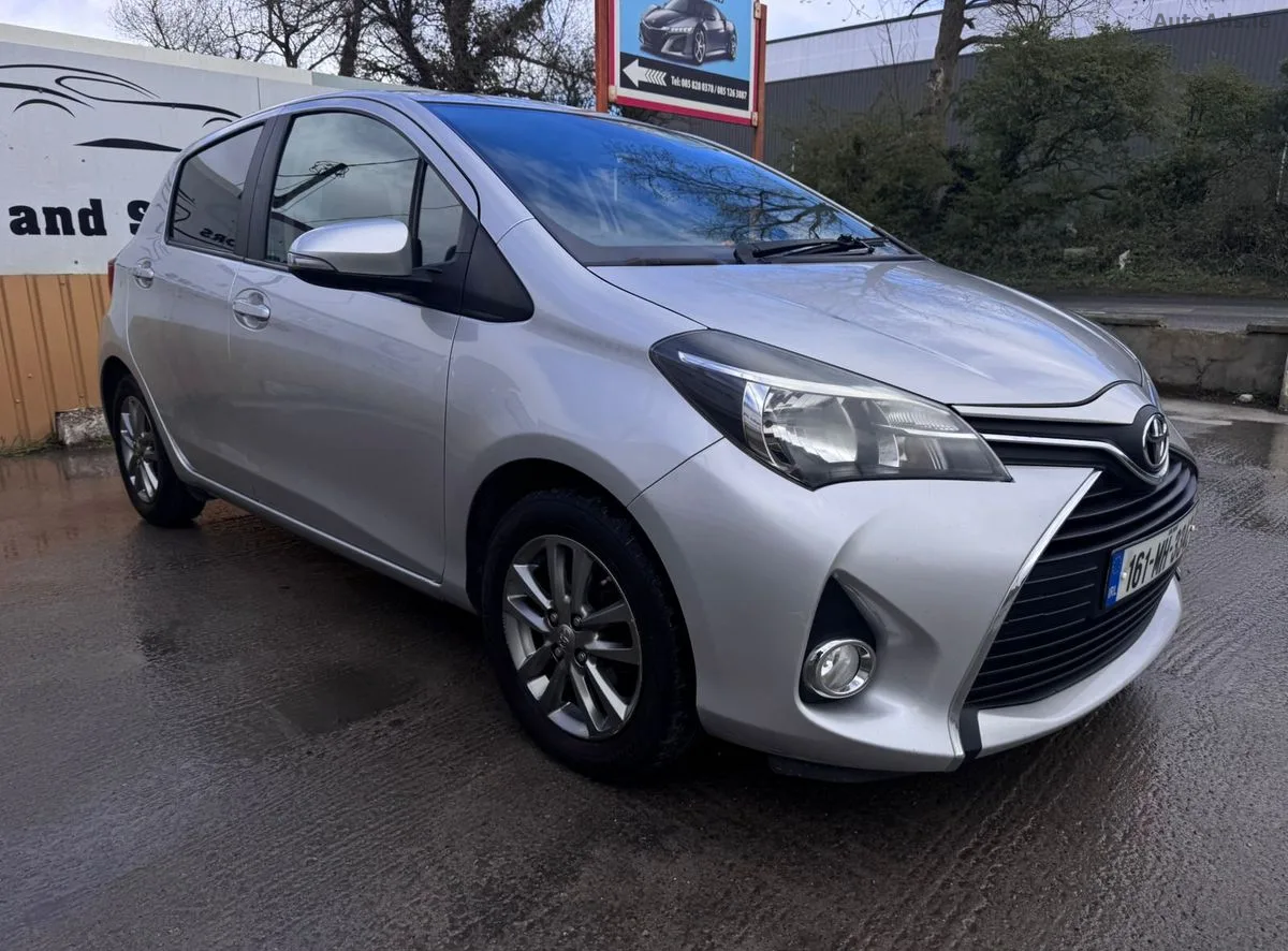 2016 Toyota Yaris – photo 1