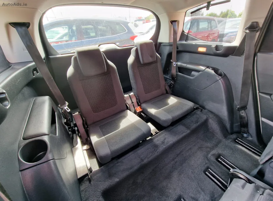 2015 Peugeot 5008 – photo 14
