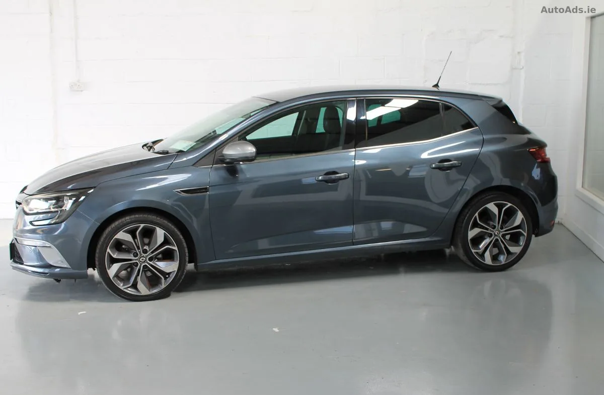 2020 Renault Megane – photo 4