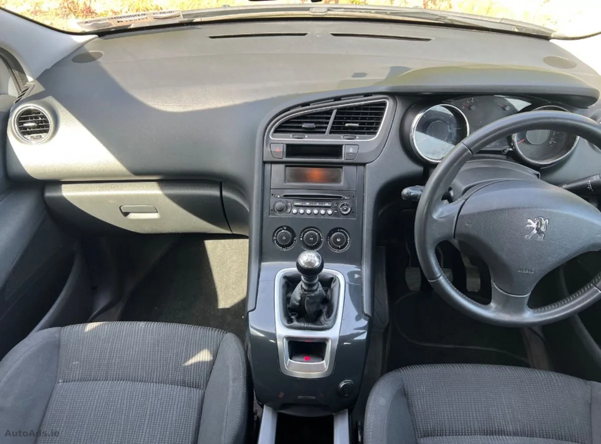 2012 Peugeot 5008 – photo 17
