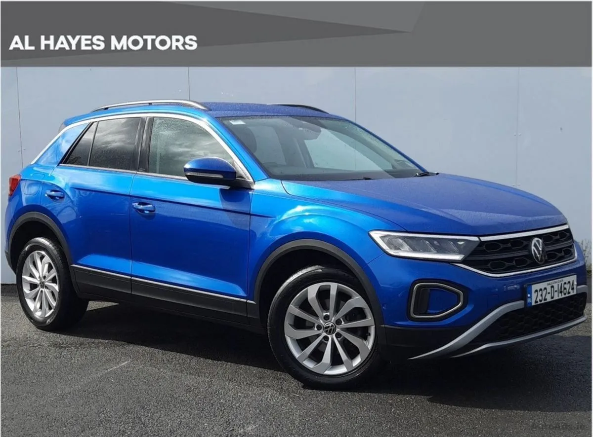 2023 Volkswagen T-Roc – photo 1