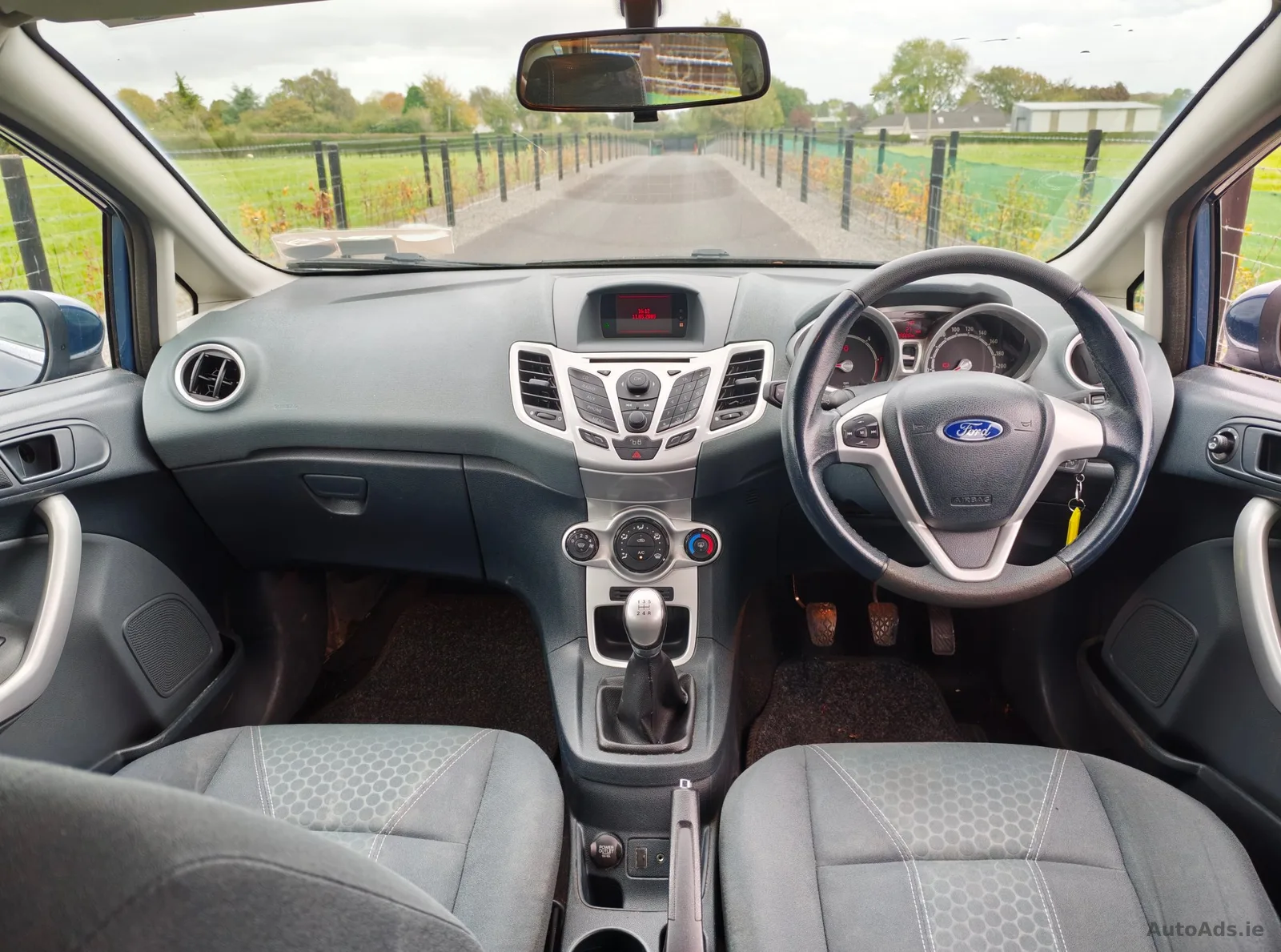2009 Ford Fiesta – photo 7