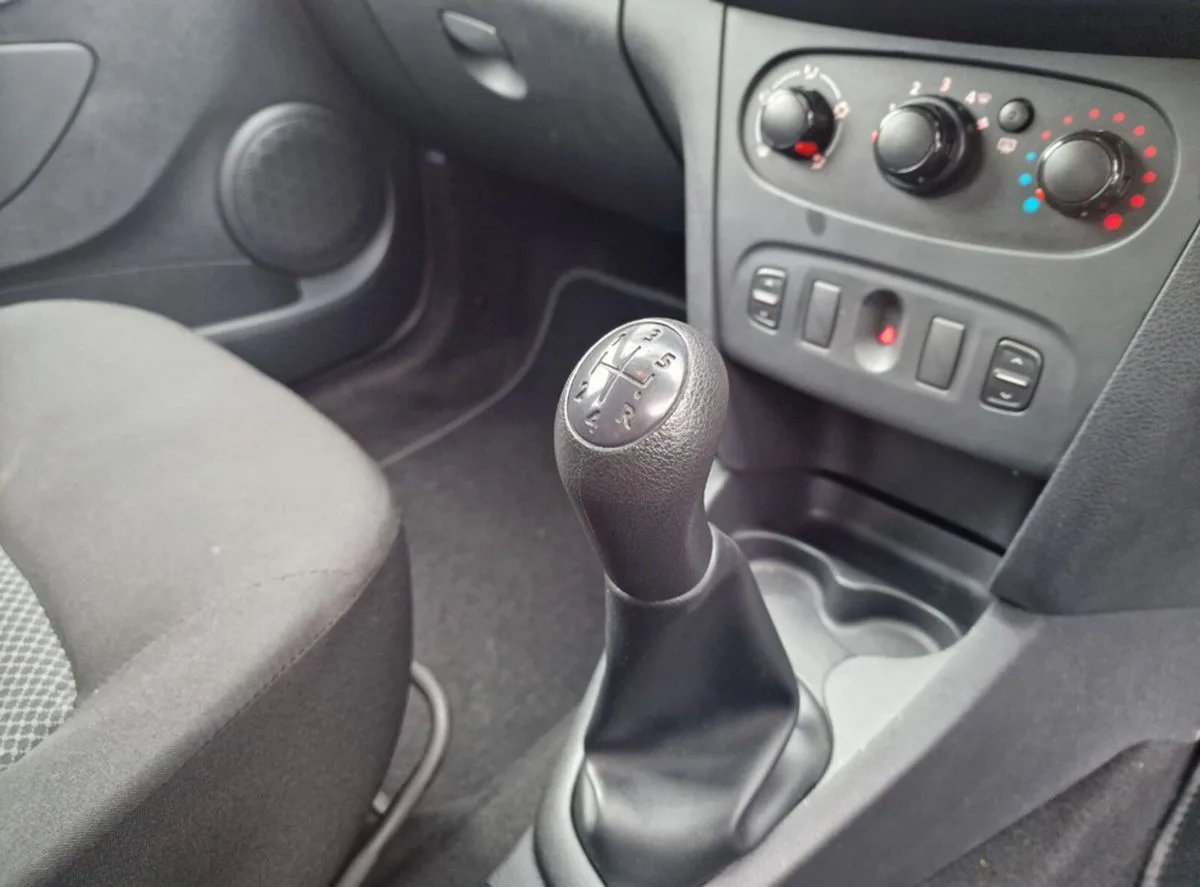 2016 Dacia Sandero – photo 20