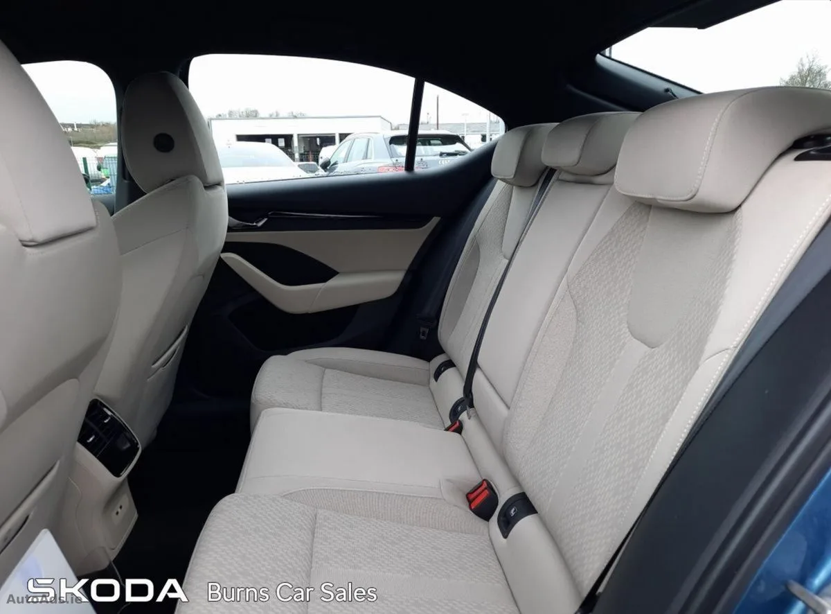 2021 Skoda Octavia – photo 7