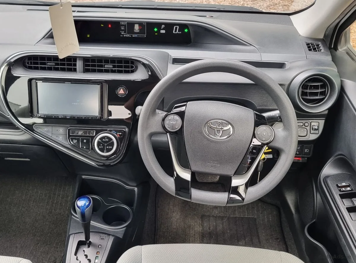 2019 Toyota Aqua – photo 19