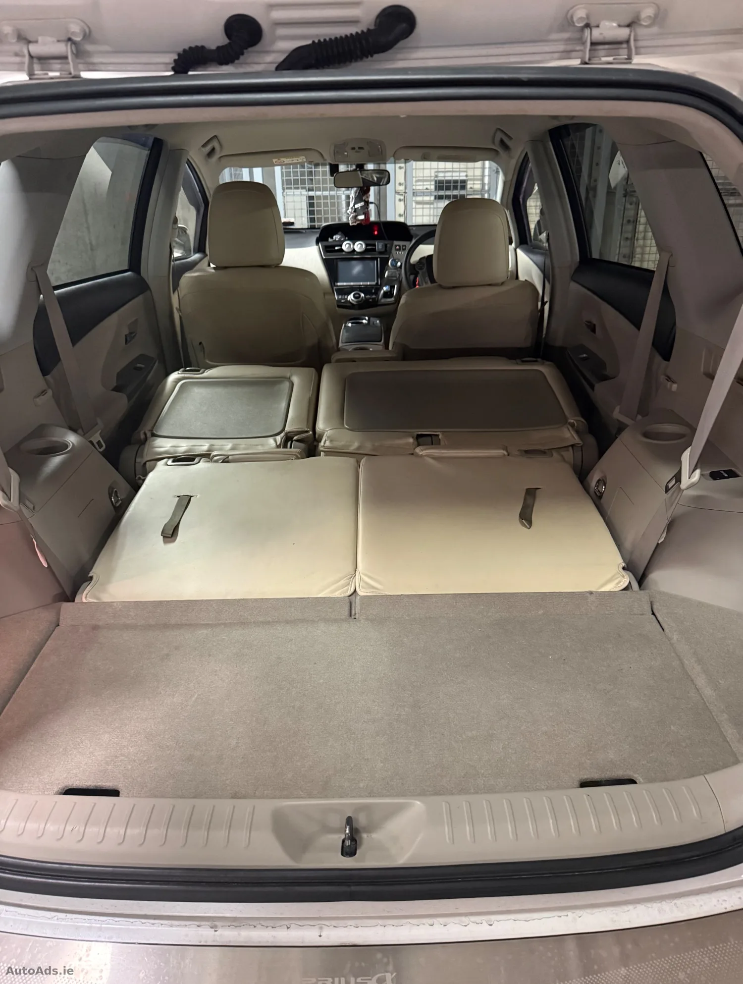 2014 Toyota Prius – photo 6