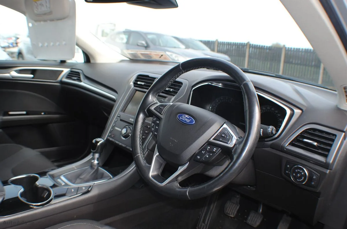 2016 Ford Mondeo – photo 3