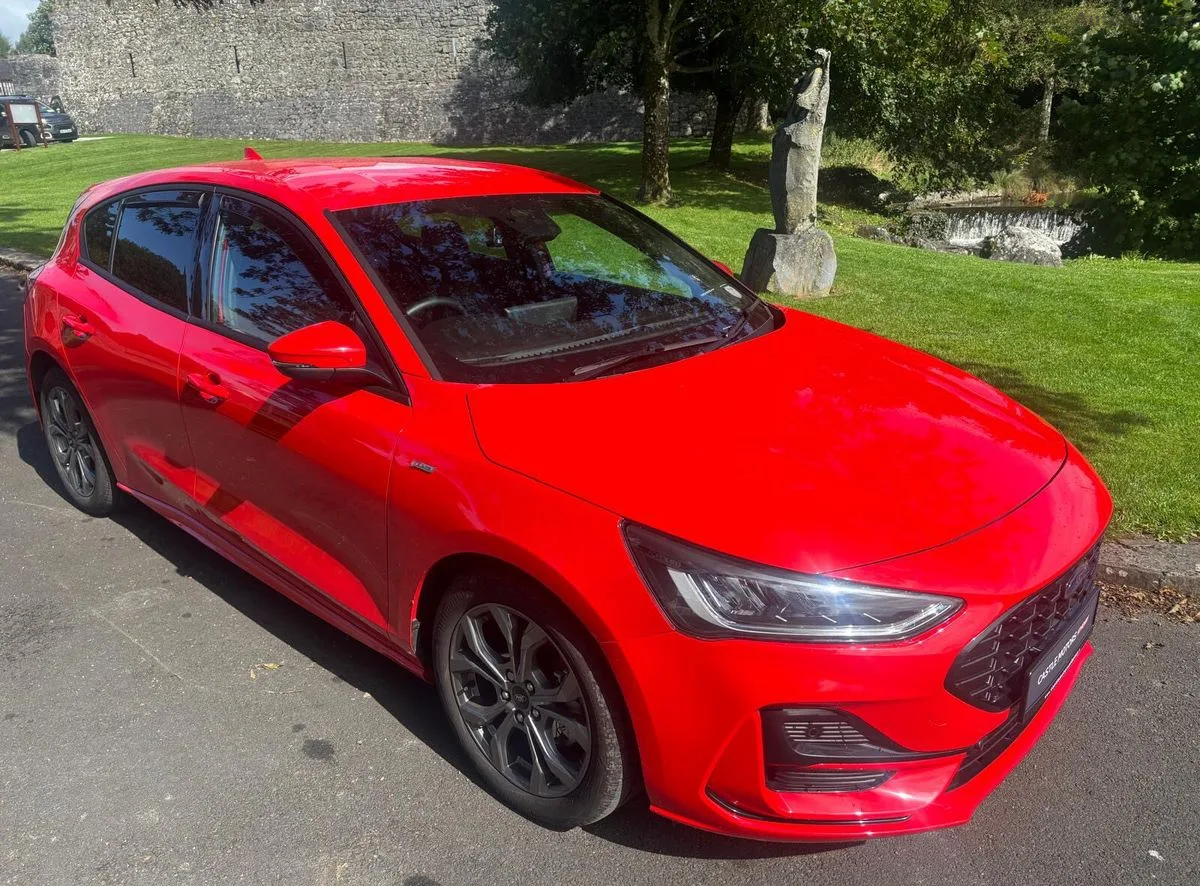 2025 Ford Focus – photo 19