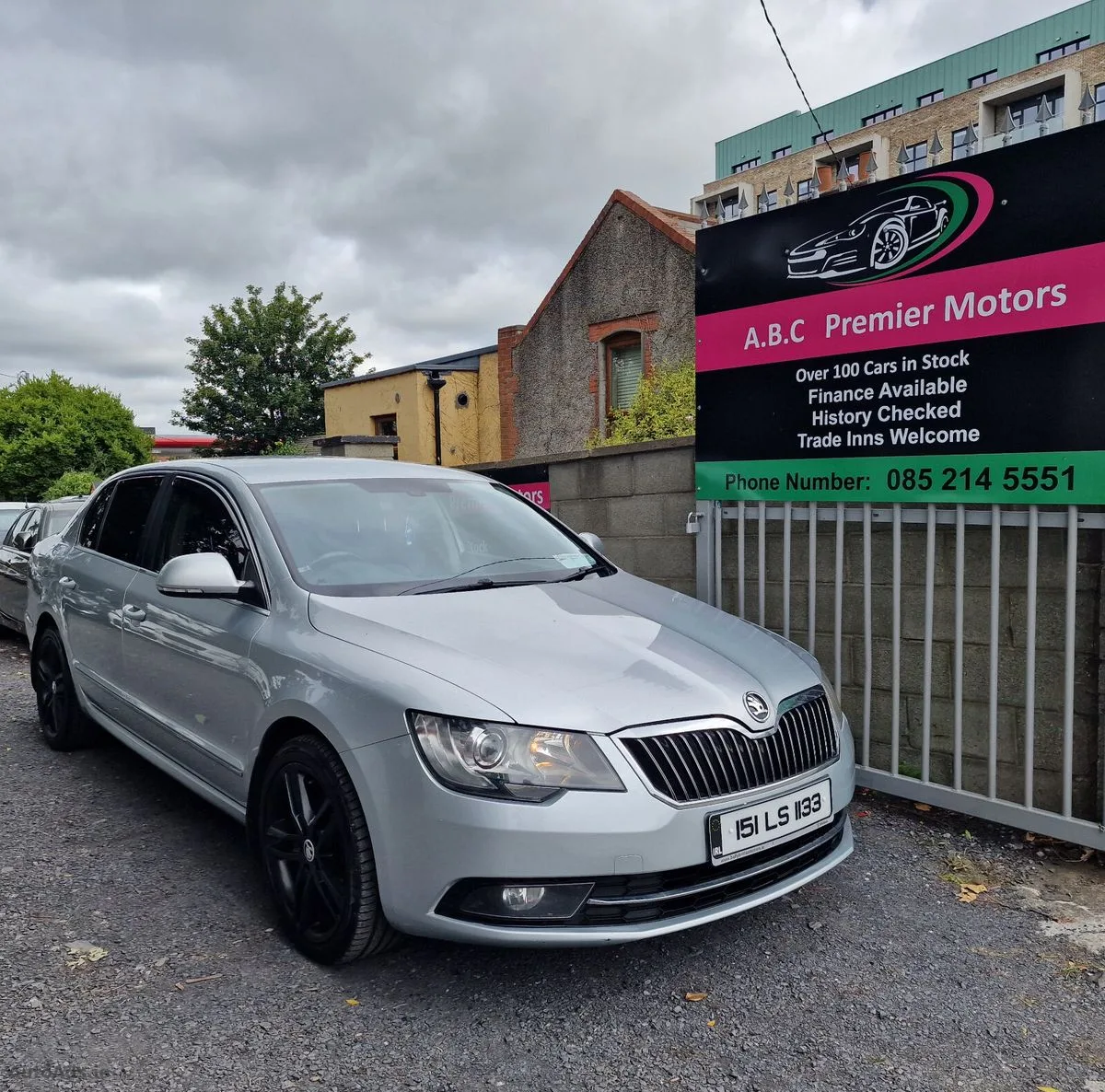 2015 Skoda Superb – photo 2