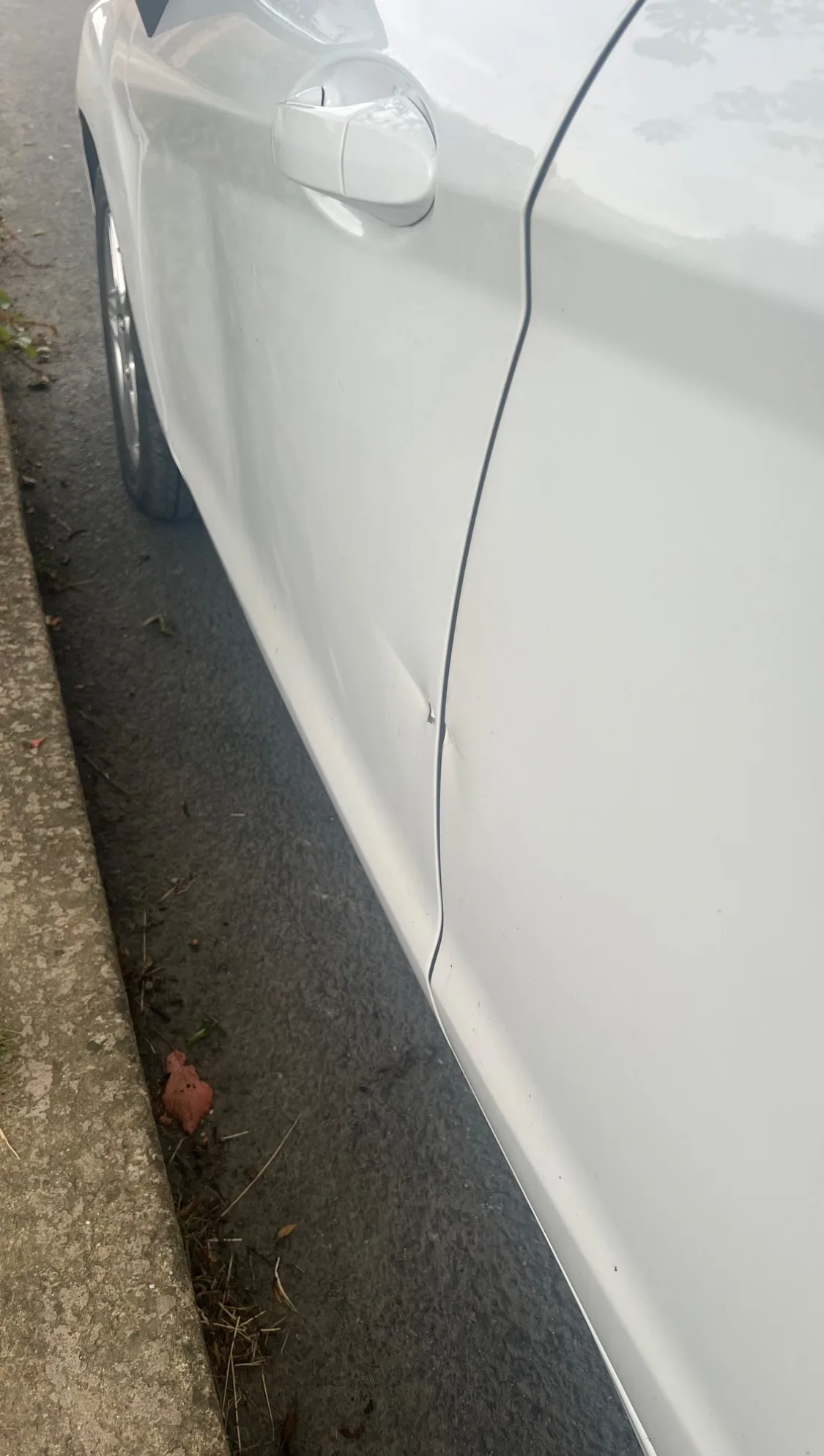 2014 Ford Fiesta – photo 2