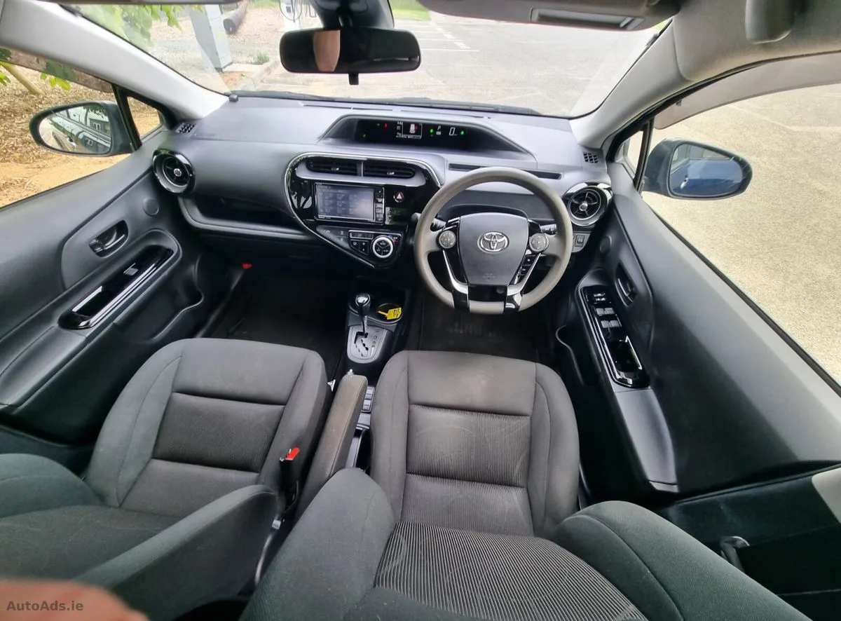 2019 Toyota Aqua – photo 16