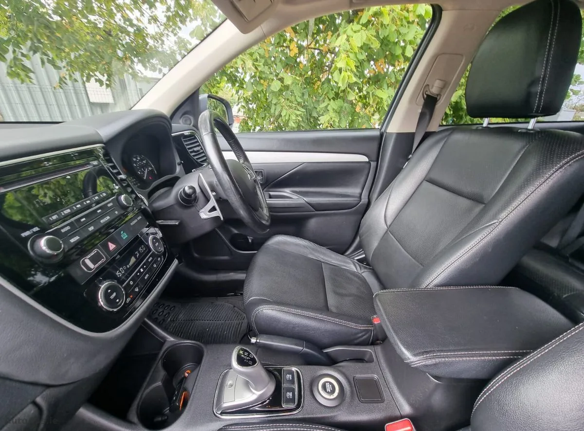 2015 Mitsubishi Outlander – photo 19