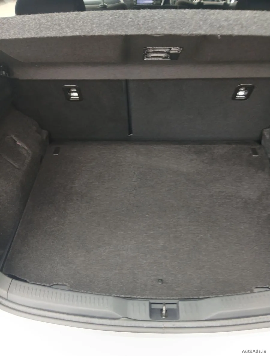 2014 Toyota Auris – photo 18