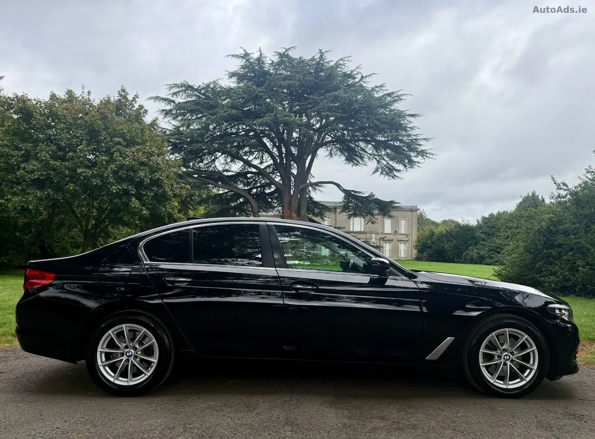 2017 BMW 5-Series – photo 5
