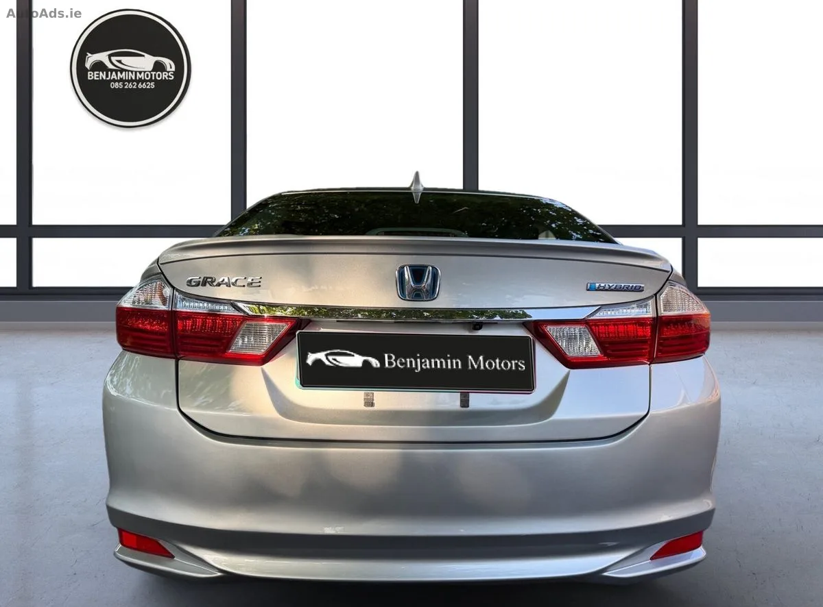 2016 Honda Grace – photo 7