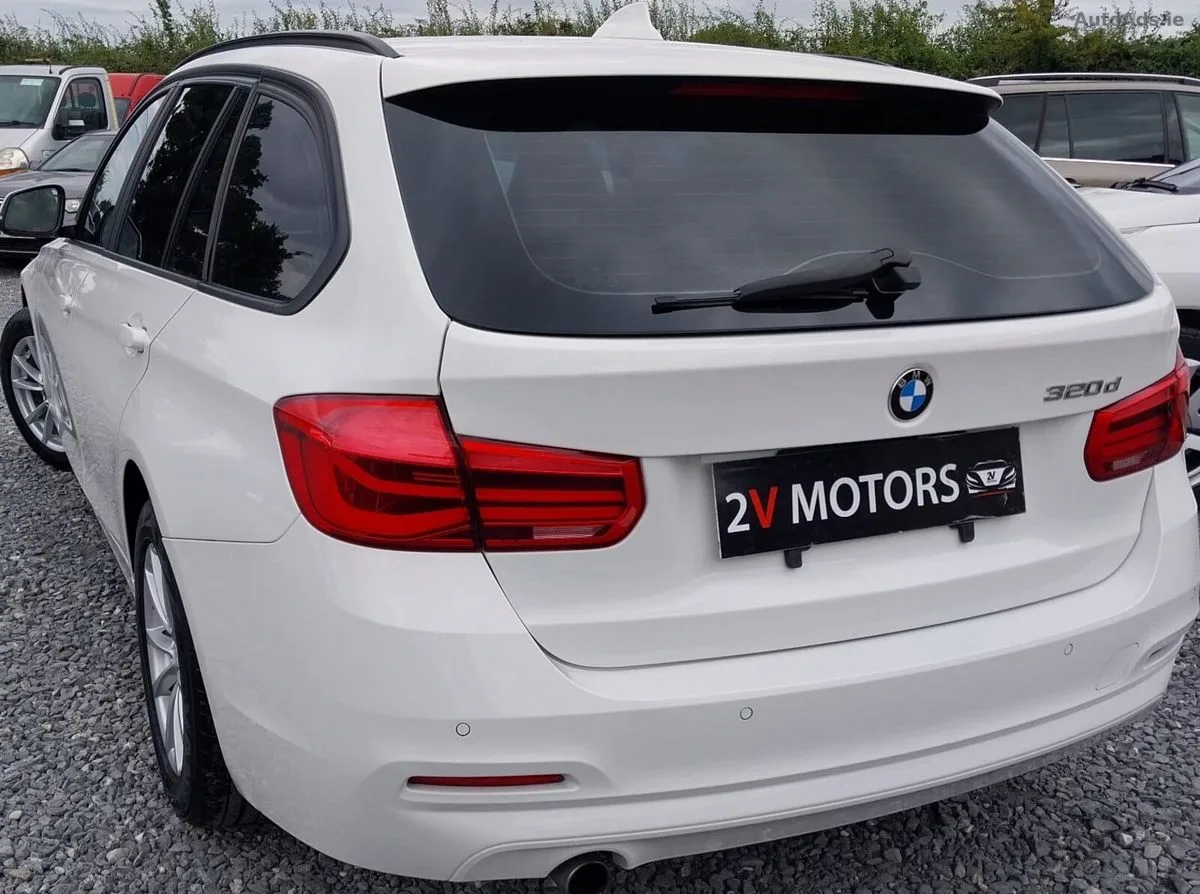 2016 BMW 3-Series – photo 4