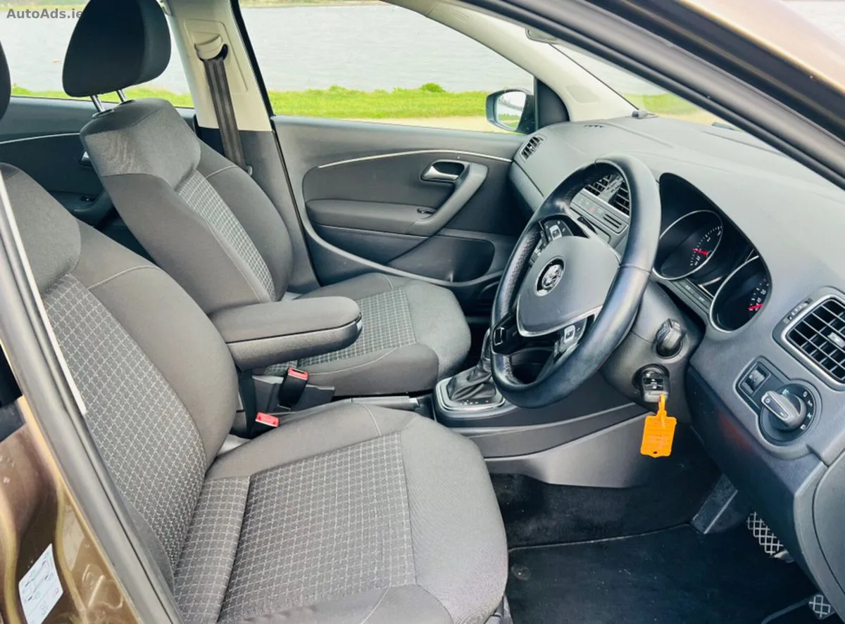 2015 Volkswagen Polo – photo 19